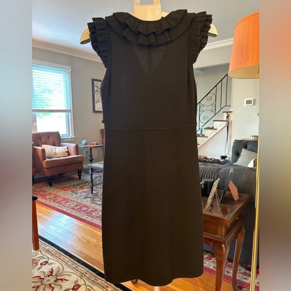 EUC - Chelsea & Theodore 100% Cashmere Little Black Dress – Size 6 - Picture 4 of 6